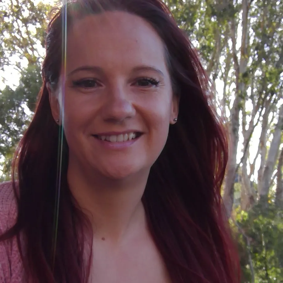 Rhiannon White